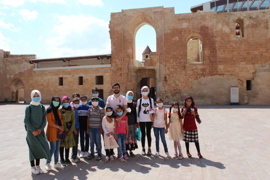 Doğubayazıt’ta çocuklar tarihi İshak Paşa Sarayı