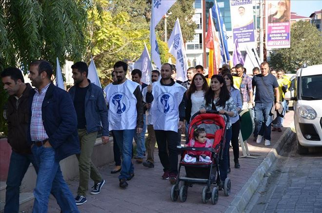 ANKARA´DAKİ TERÖR SALDIRISI IĞDIR´DA PROTESTO EDİLDİ