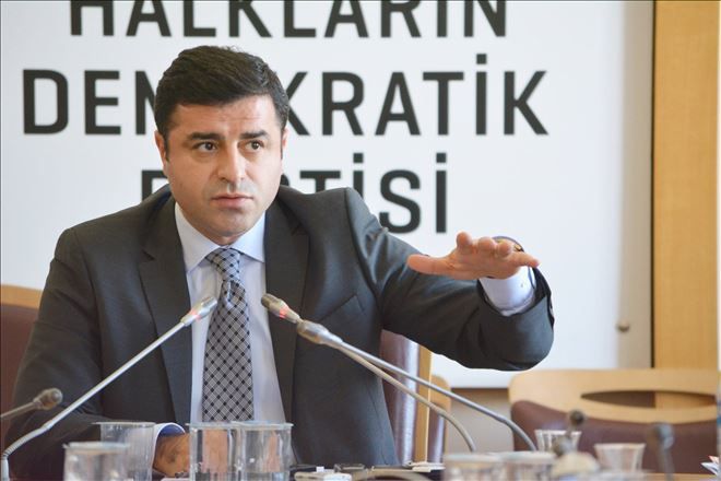 Demirtaş: Bir kişi seçim istedi diye geri kalan 80 milyon bugünleri yaşıyor