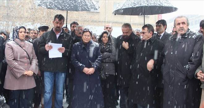 Ağrı`da tutuklamalar protesto edildi