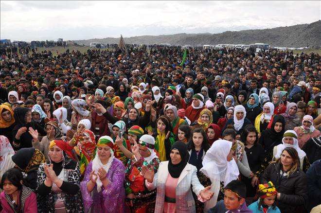 NEWROZ PİROZ BE!...  