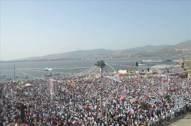 Demirtaş: `Barajın talan olduğunun fotoğrafı`