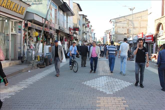 AĞRI CUMHURİYET CADDESİ TAM VOLTALIK