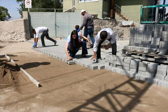 DİYADİN´DE YOL VE ALT YAPI ÇALIŞMALARI