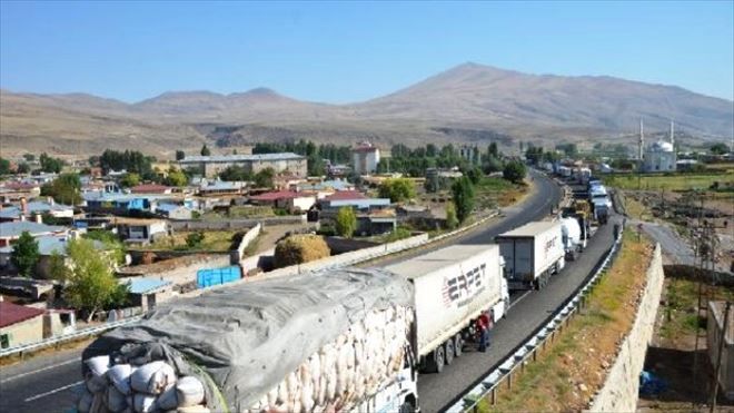 DOĞUBAYAZIT-IĞDIR KARAYOLU KAPALI