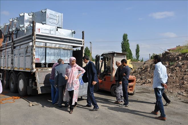 DOĞUBAYAZIT SOKAKLARINA KONTEYNIR TAKVİYESİ