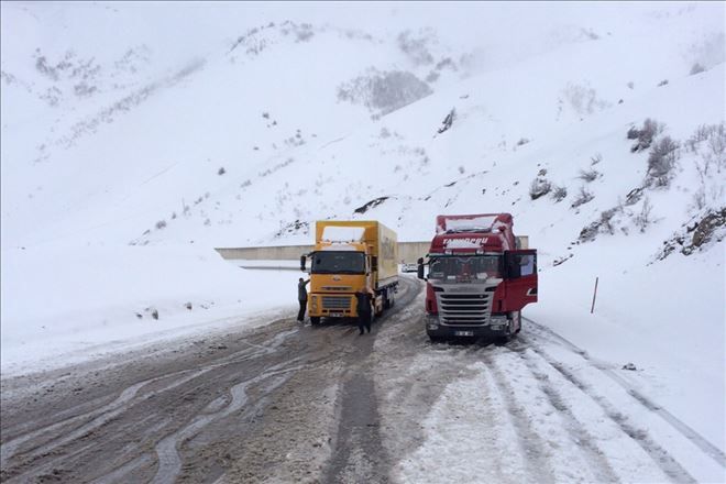 TENDÜREK GEÇİDİ KAPALI