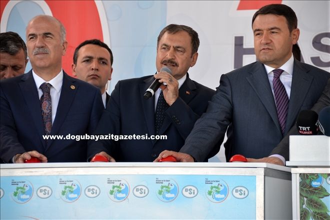 BAKAN VEYSEL EROĞLU, AĞRI´DA TEMEL ATMA VE AÇILIŞ TÖRENİNE KATILDI