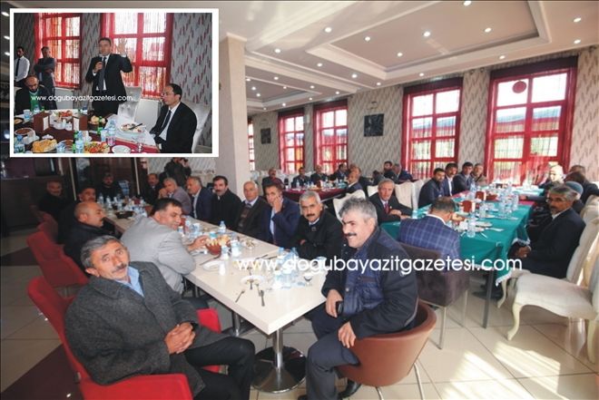 VALİ AĞRI´DA MUHTARLARLA BİR ARAYA GELDİ