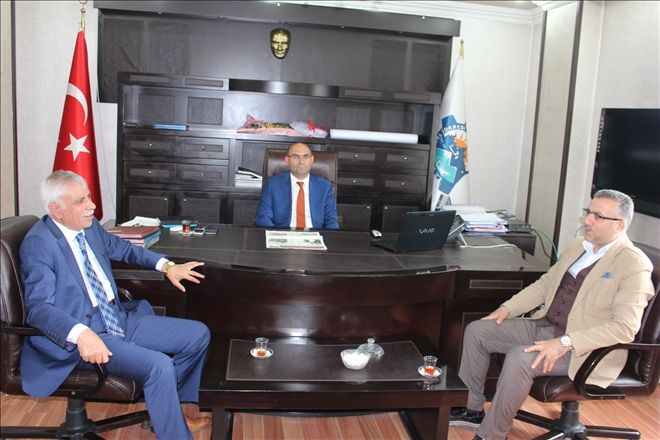 AĞRI İL ÖZEL İDARE GENEL SEKRETERİ ERHAN TENEKECİ ÇALIŞMALARININ BİR YILINI DEĞERLENDİRDİ?