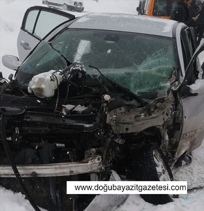 Ağrı´da trafik kazası: 1 ölü, 2 yaralı
