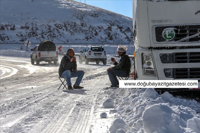 DOĞU ANADOLU DONUYOR..
