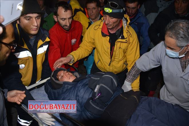 AĞRI DAĞINDA KAYBOLAN KADIN DAĞCI BULUNDU