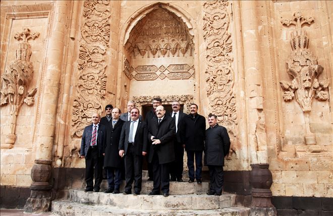 YÖK BAŞKANI Prof. Dr. SARAÇ AĞRI´DA