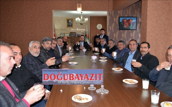 Çay yerine süt ikram ediliyor