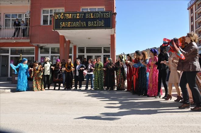 DOĞUBAYAZIT´TA 8 MART COŞKUSU