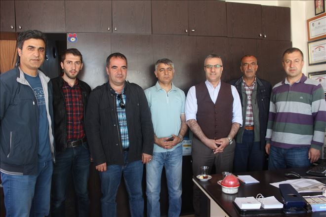 FOTOĞRAFÇI VE JÜRİ ÜYELERİNDEN GAZETEMİZE ZİYARET