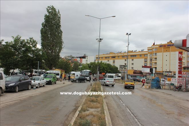 TURİZM MEVSİMİNDE TRAFİK IŞIKLARI DARMADAĞIN