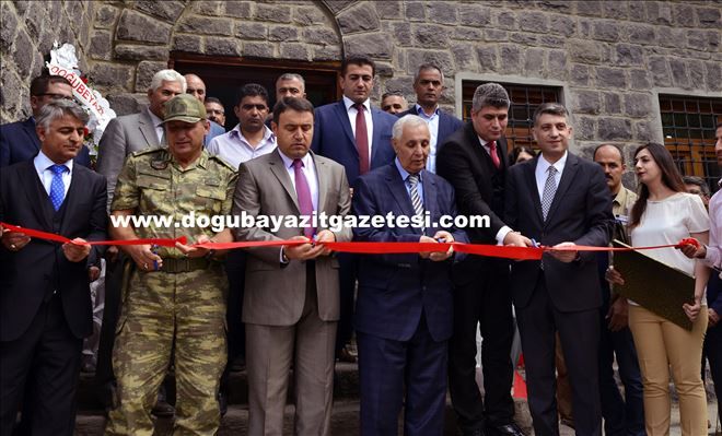 SARAY MESCİDİ İLE  HALK KÜTÜPHANESİNİN AÇILIŞI  ve AHMEDE XANİ TÜRBESİ ÇEVRE DÜZENLEME PROJESİNİN TEMEL ATMA TÖRENİ...