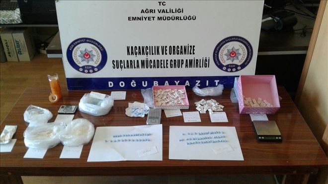DOĞUBAYAZIT´TA UYUŞTUCU TACİRLERİ