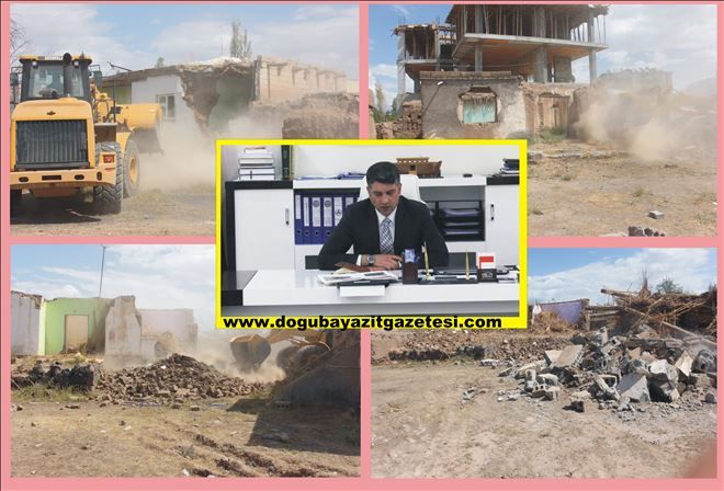 METRUK BİNALARIN YIKIMINA BAŞLANDI