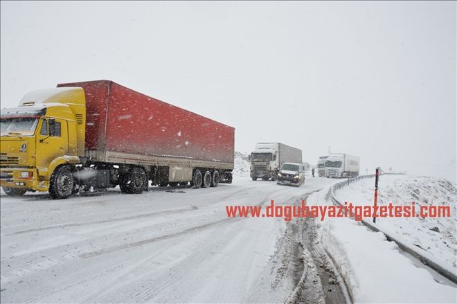 DOĞUBAYAZIT-ÇALDIRAN YOLU KAPANDI?