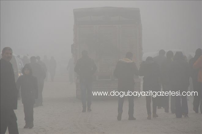 AĞRI´DA SİS...