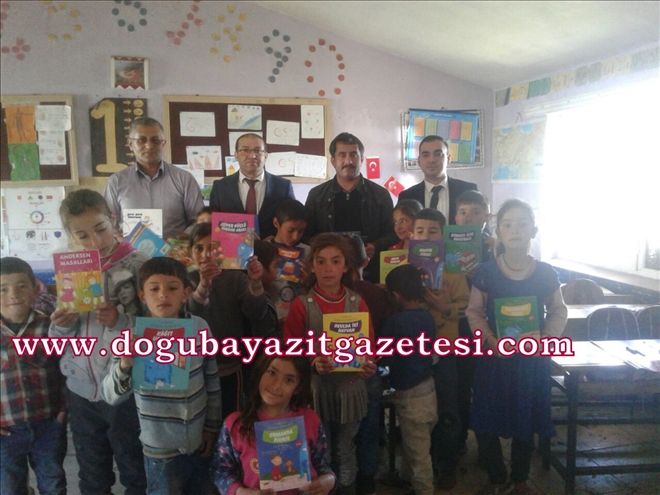 AĞRI TARIM İL MÜDÜRLÜĞÜ PERSONELİNCE KÖY OKULLARINA KİTAP KAMPANYASI?