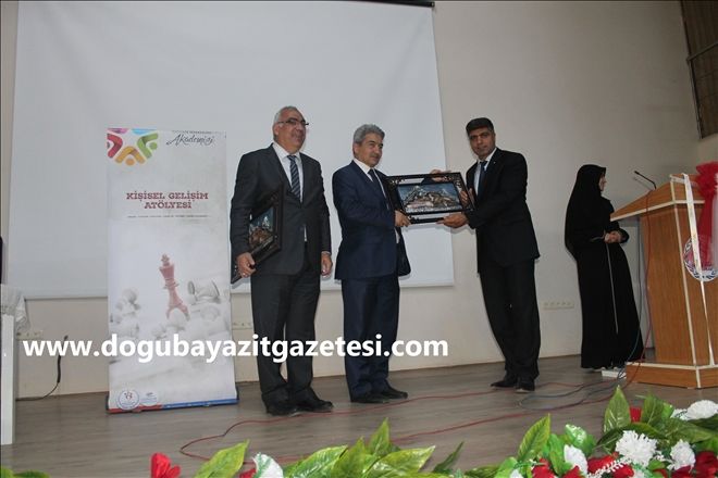 DOĞUBAYAZIT´TA İMAM HATİPLİ ÖĞRENCİLERE KONFERANS?