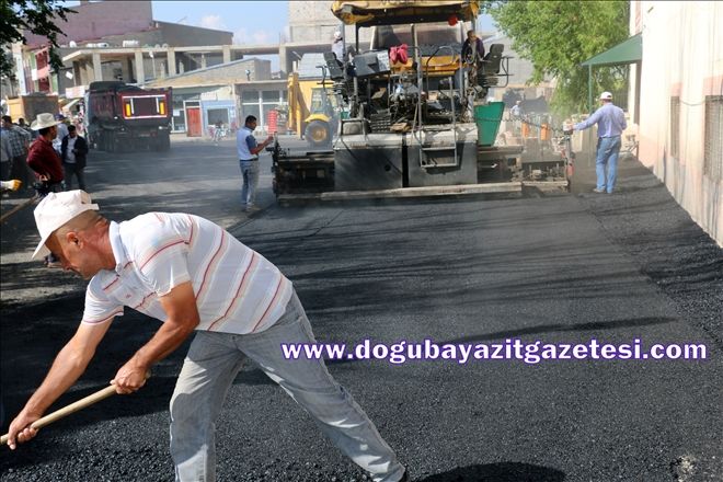 DİYADİN´DE ASFALT ÇALIŞMALARI?