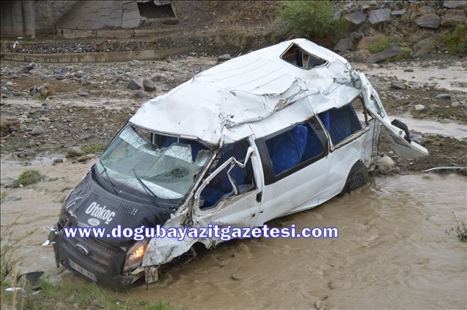 Ağrı´daki trafik kazasında baba öldü, oğlu yaralandı