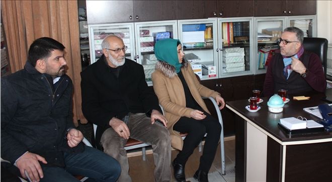 AK PARTİ DOĞUBAYAZIT İLÇE TEŞKİLATI GAZETEMİZİ ZİYARET EDEREK, ÇALIŞAN GAZETECİLER GÜNÜNÜ KUTLADI?