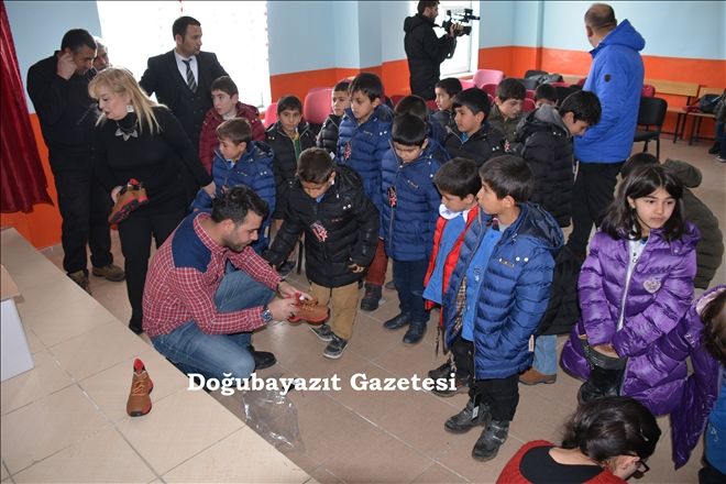 OKULLARIN SON GÜNÜNDE IC VAKFINCA ÖĞRENCİLERE KARNE HEDİYESİ?