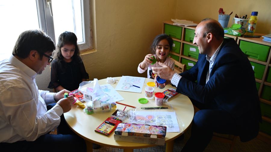 Doğubayazıt’taki Köy çocuklarına 