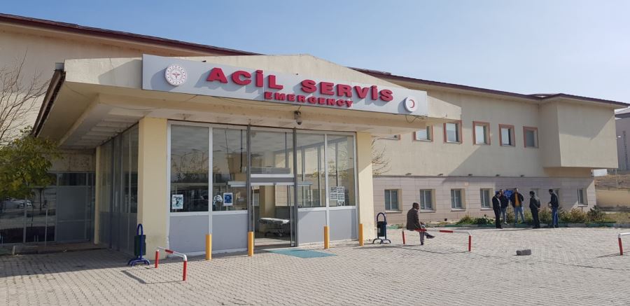 DOĞUBAYAZIT DEVLET HASTANESİ DEVA OLMUYOR.