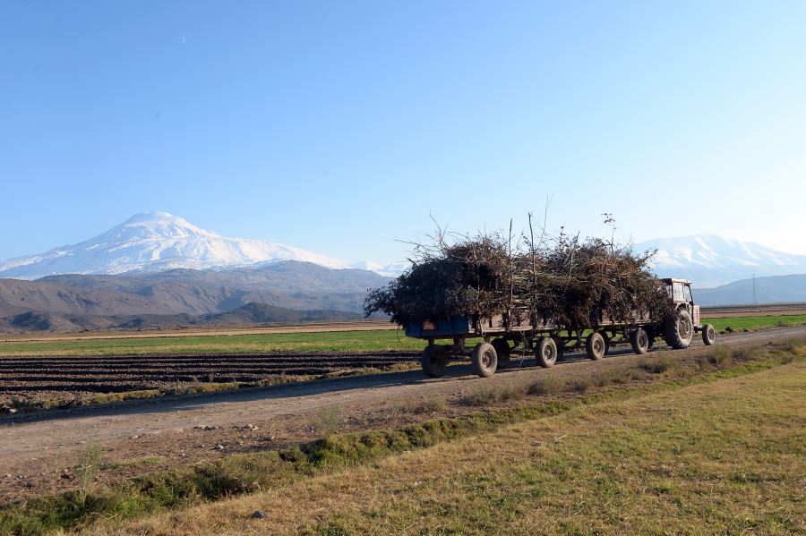 DOĞUBAYAZIT’TA BULUNAN AĞRI DAĞI…