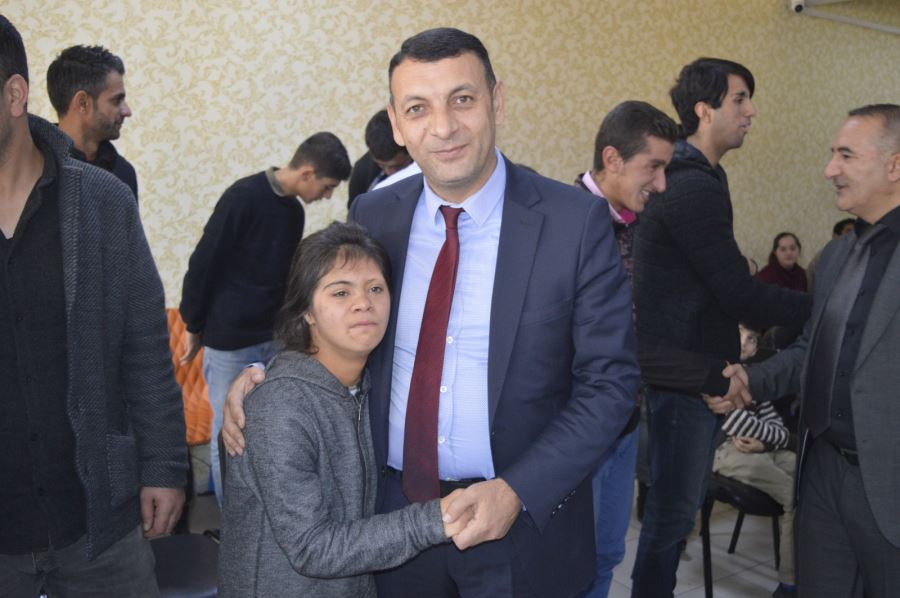 ASTOP OTİZMLİ ÖĞRENCİLERE KARDEŞLİK ELİNİ UZATTI
