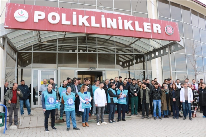 DOĞUBAYAZIT´TA SAĞLIKÇILARA YAPILAN ŞİDDET BİR KEZ DAHA GÜNDEMDE?