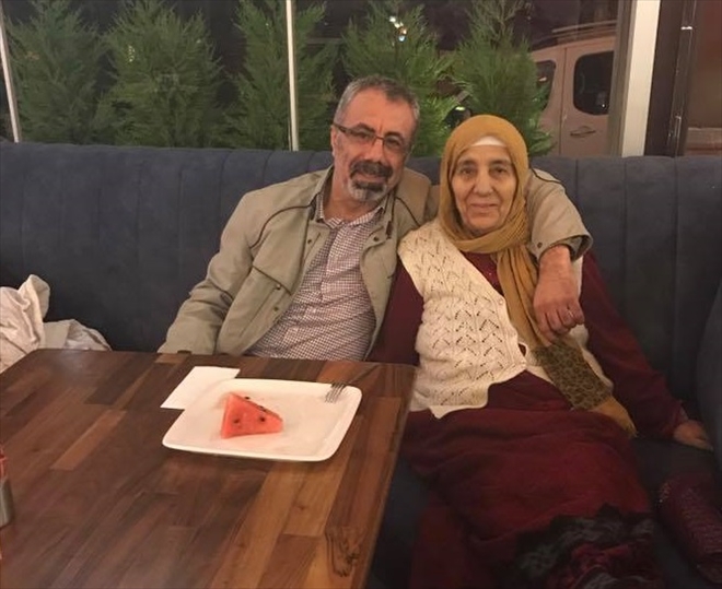 MELİKŞAH TURANI´IN ANNESİ TÜRKAN TURAN VEFAT ETTİ