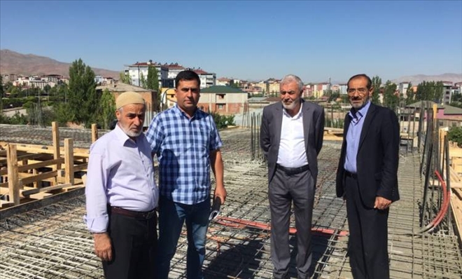 ŞEYH MUHAMMED CELALİ CAMİİ YÜKSELİYOR