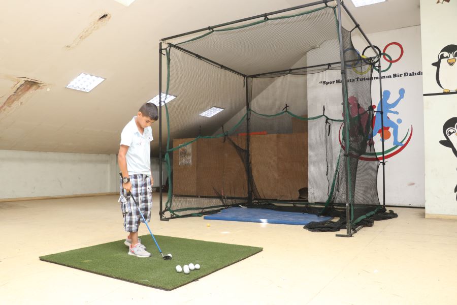 Çatıda golf oynayıp Türkiye Şampiyonası