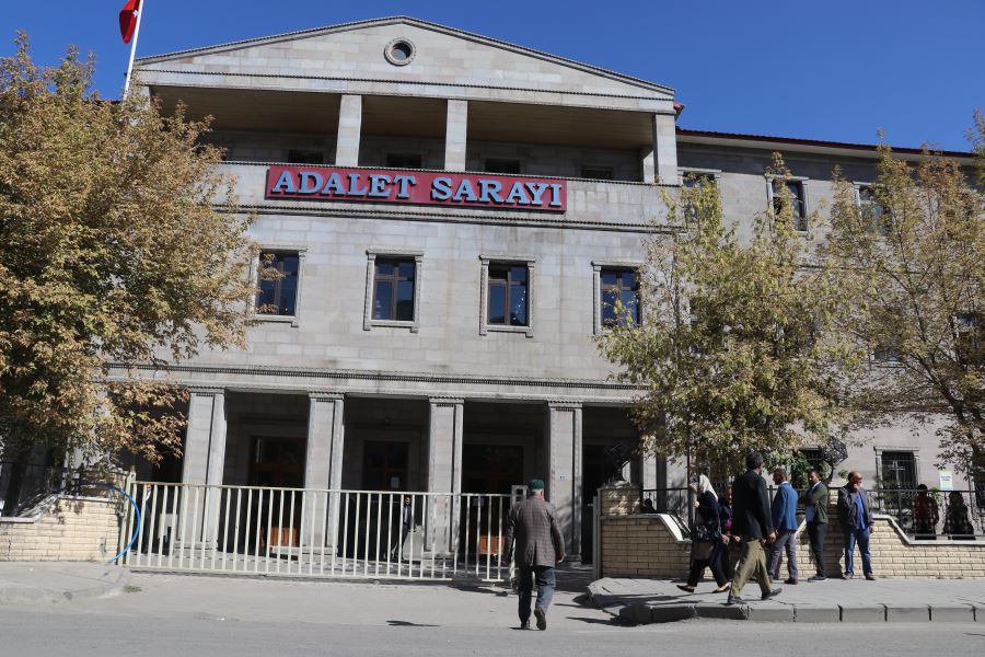 Ağrı’da Minik Leyla