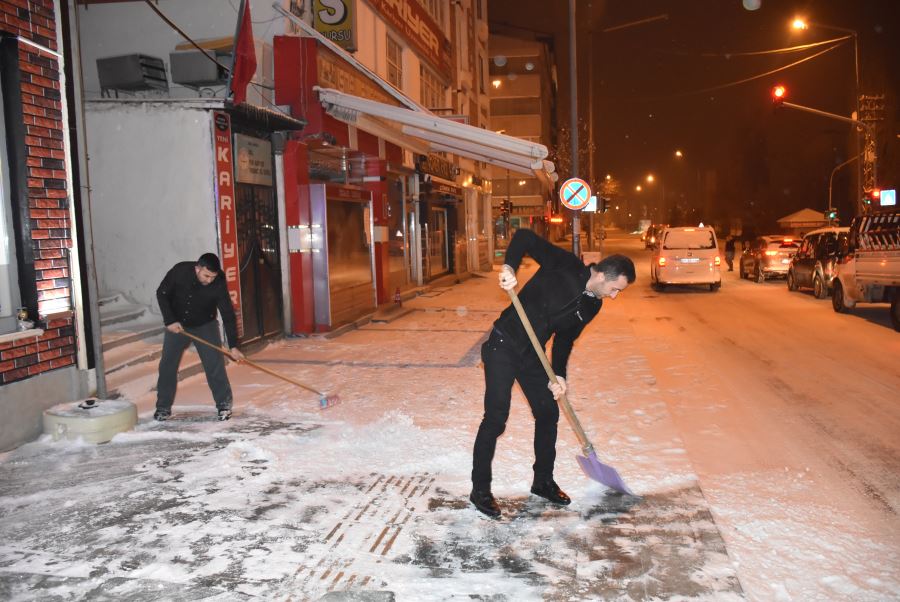AĞRI’DA KAR YAĞIŞI