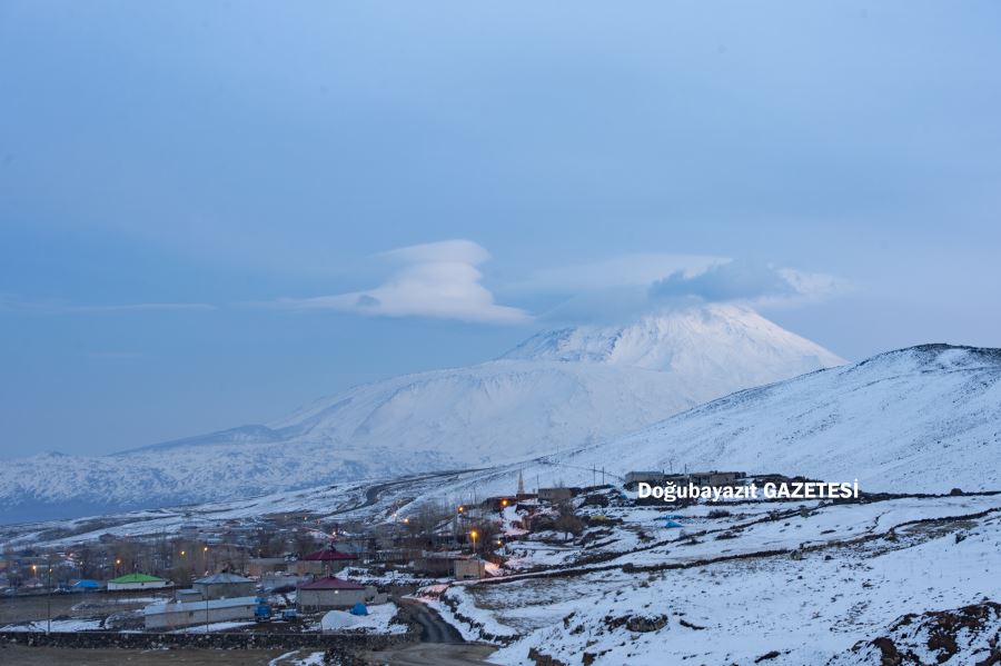 AĞRI’DA DONDURUCU SOĞUK