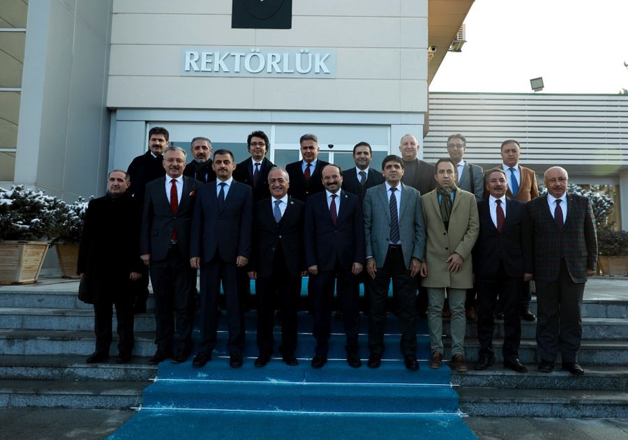 AİÇÜ Rektörü Prof. Dr. KARABULUT,  DAKAF’20 Toplantısına Katıldı