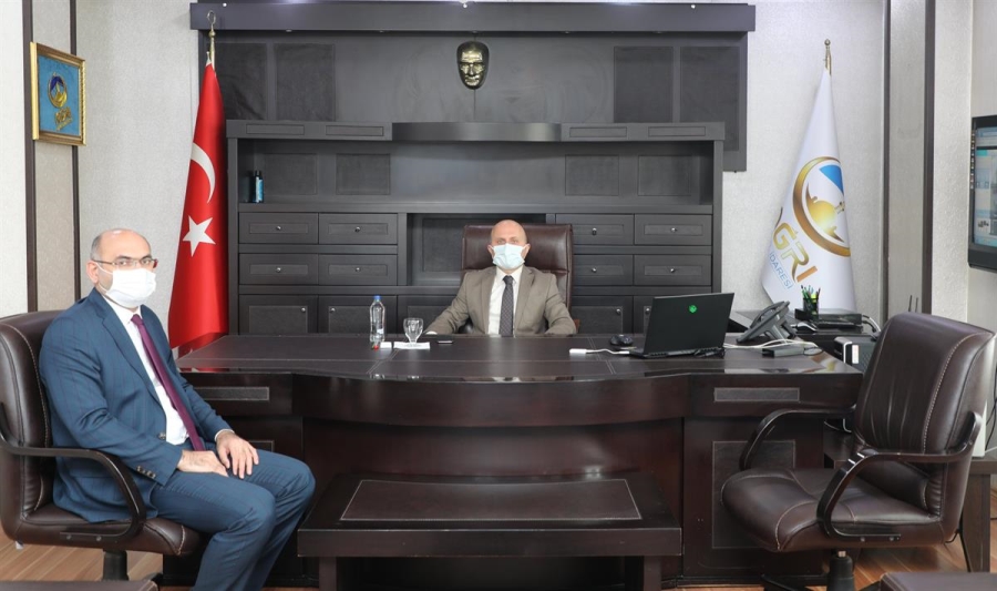 Vali Varol’dan, İl Özel İdaresine Ziyaret 