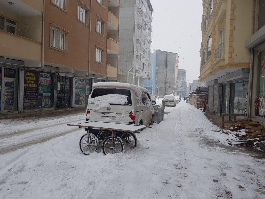 Hafta sonu uygulanacak sokağa çıkma kısıtlaması başladı