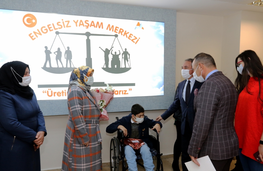 AİÇÜ,Özel Gereksinimi Olan Muhataplarının Hayatını Işığıyla Aydınlatıyor