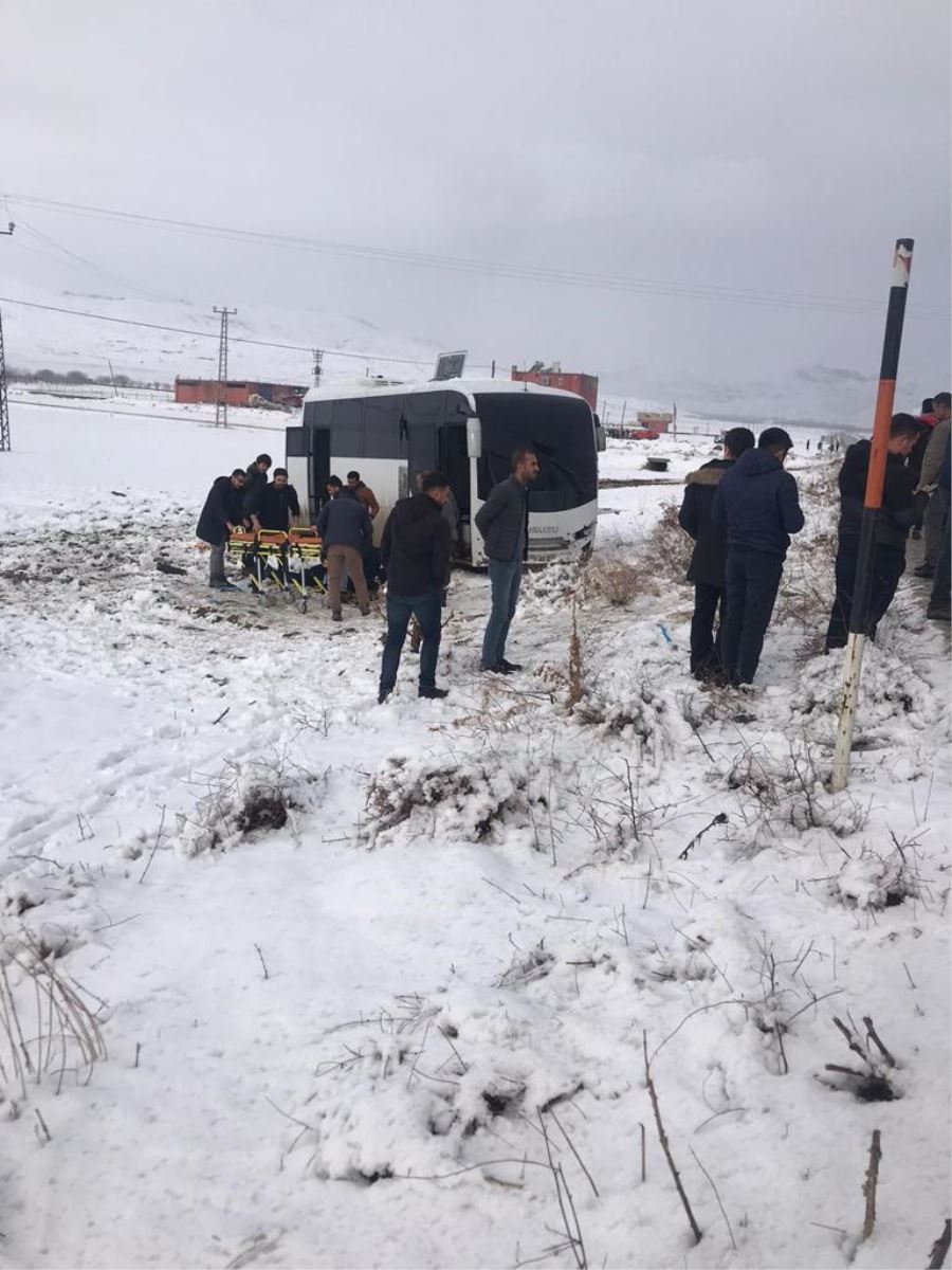 Doğubayazıt Gürbulak Gümrük Müdürlüğü aracına roketli saldırı