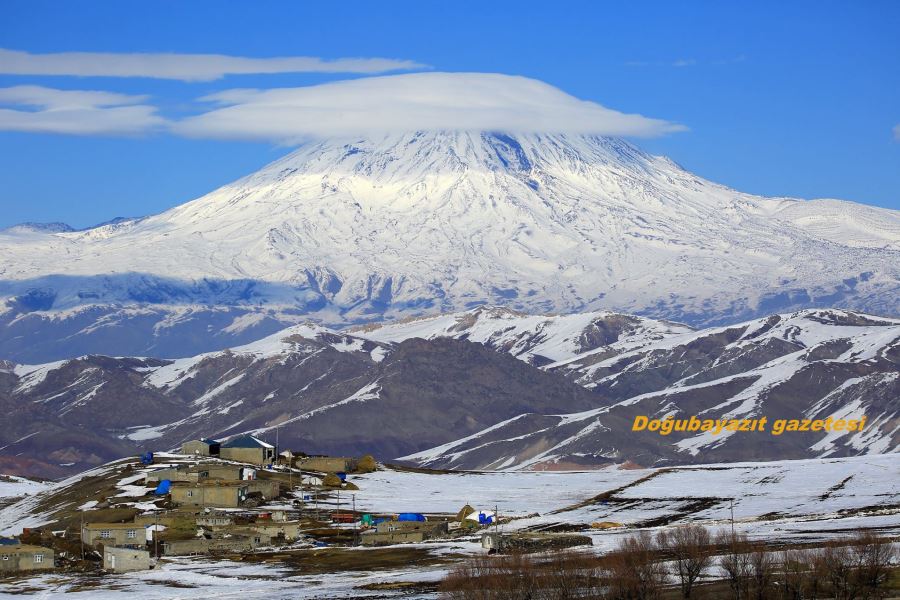 AĞRI DAĞINA İLK BAHAR ETKİSİ…